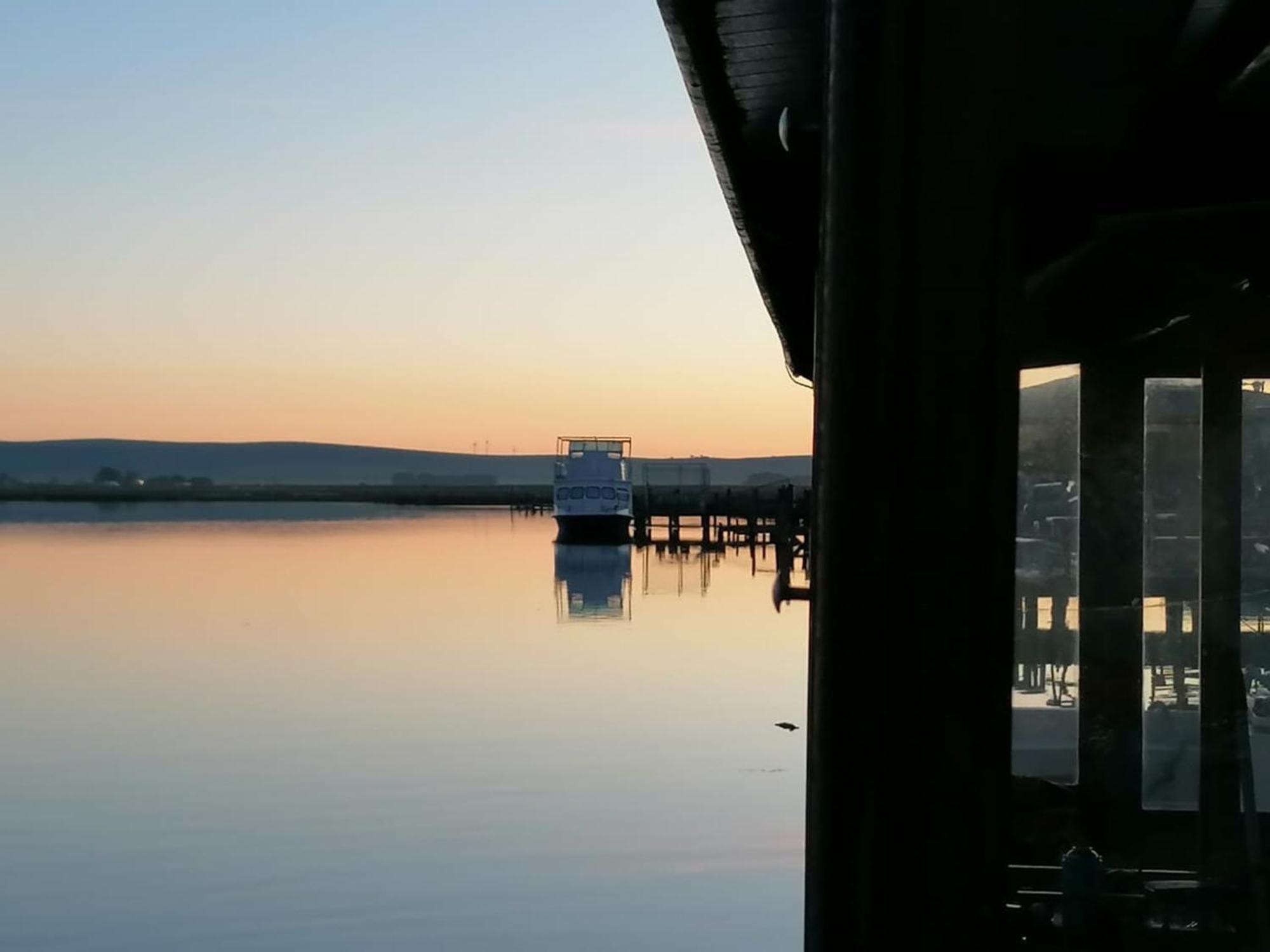 Kingfisher By The River - Self Catering فيلدريف المظهر الخارجي الصورة